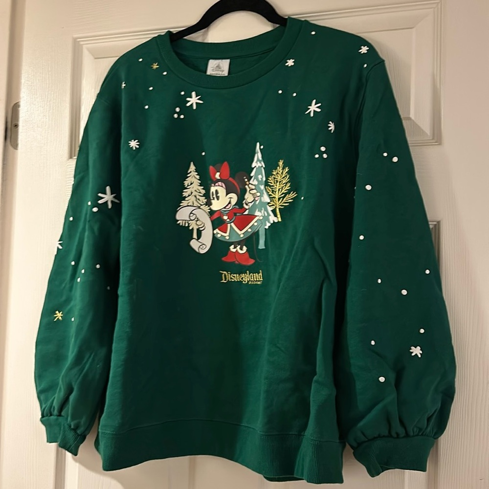 Christmas Minnie Mouse Disneyland sweatshirt with snow and shopping list